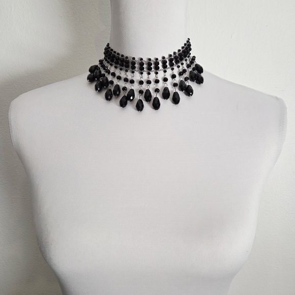 Black Beaded Choker Necklace - Picture 3 of 8